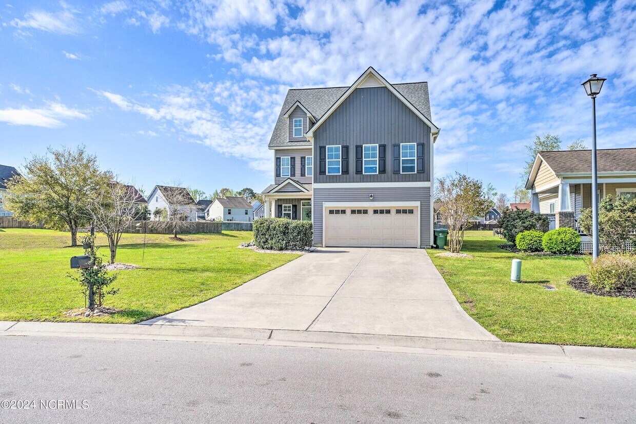 305 Pebble Shore Dr, Sneads Ferry, NC 28460 House Rental in Sneads Ferry, NC