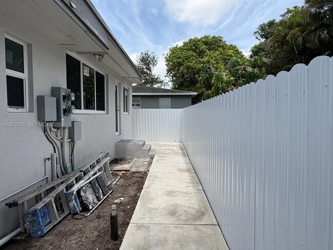 Building Photo - 3368 NW 51st Terrace