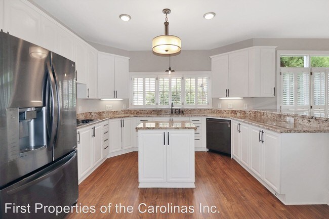 Foto del edificio - 2 br, 2.5 bath House - 16429 Riverpointe Dr.