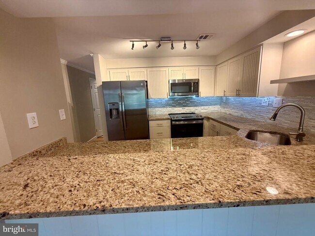 Foto del edificio - 1140 Lake Heron Dr