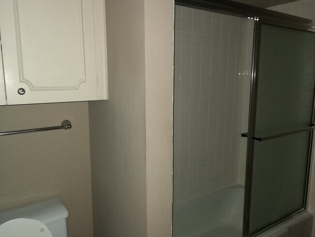 Foto del edificio - Three Bedroom/Two Bath Condo - Normandy Vi...
