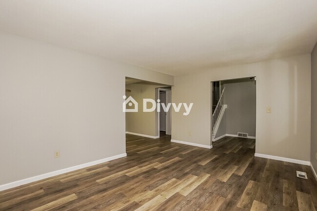 Building Photo - 4611 Tacoma Ave, Lorain, OH 44055