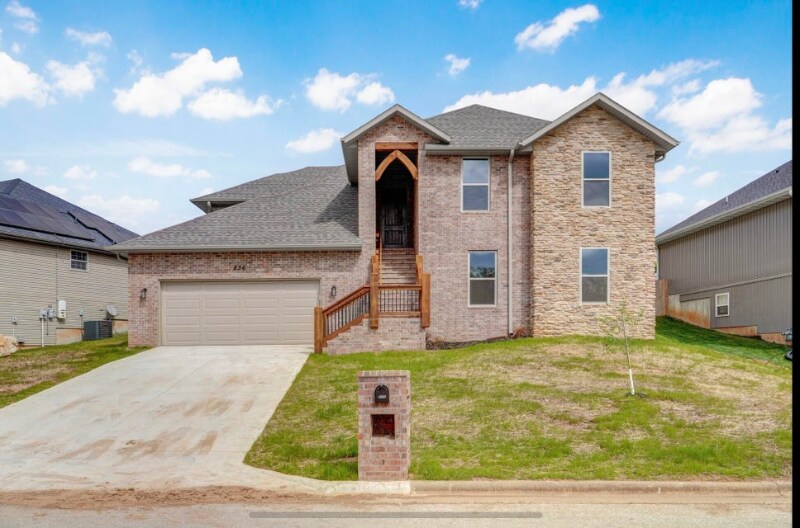 Foto principal - 836 S Black Sands Ave
