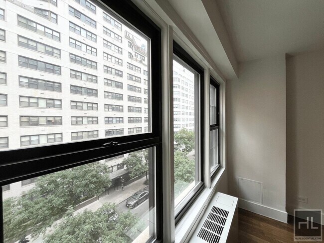 Building Photo - EAST 63 STREET / Spacious Sunlit 1-Bed 1-B...