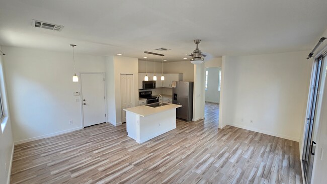 Foto del edificio - 6622 W Polk St