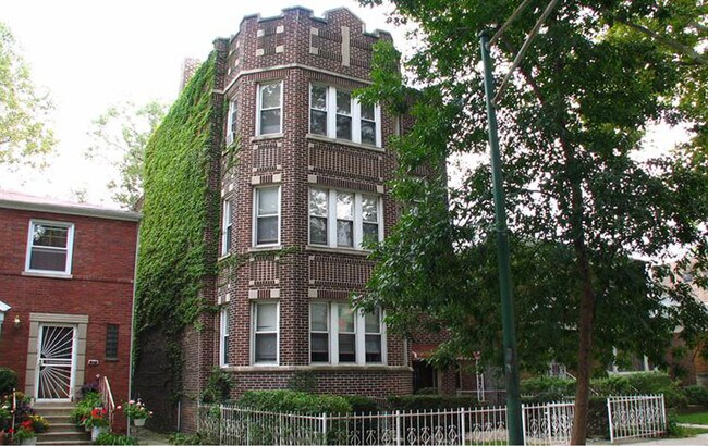 Foto del edificio - 8117 S Kingston Ave