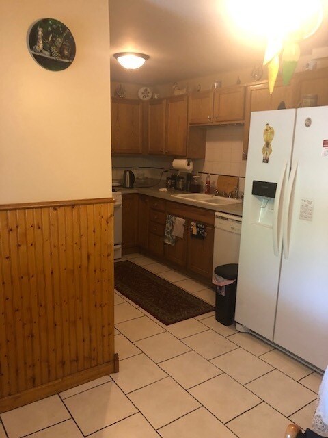 Foto del edificio - 5858 W 87th St