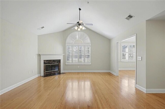 Building Photo - 214 Highlands Ridge Pl