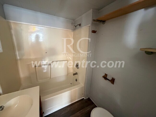 Building Photo - 23 Brewer-