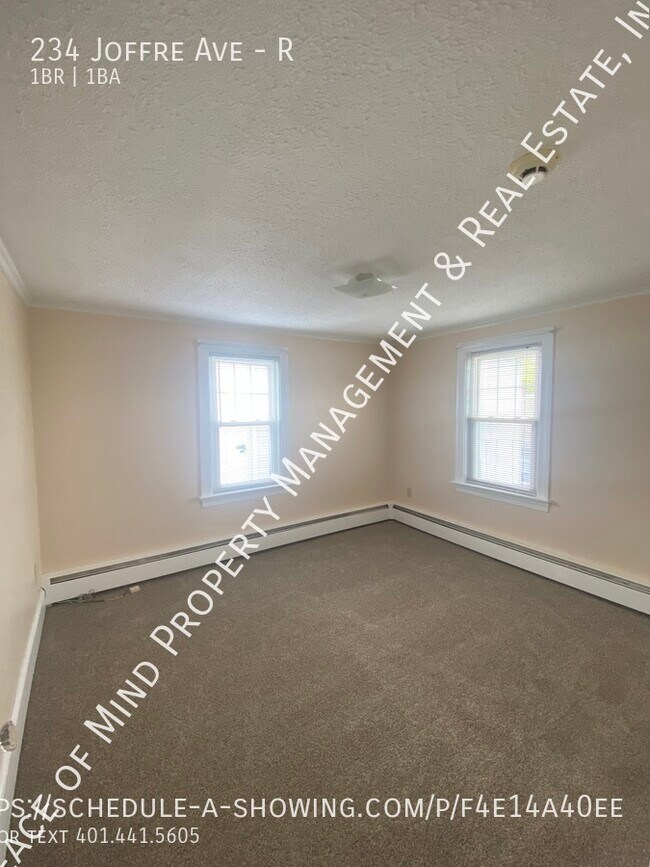 Foto del edificio - 1 Bedroom/1 Bath for $1,250 including Heat/HW