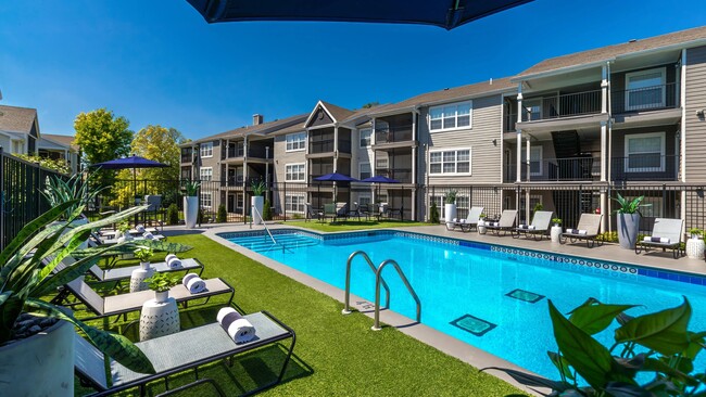 Splash around in our resort-style pool or embrace the sun on the expansive sundeck. - Adley @ 72nd