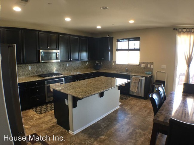 Building Photo - 4 br, 3 bath House - 34918 Manu Circle