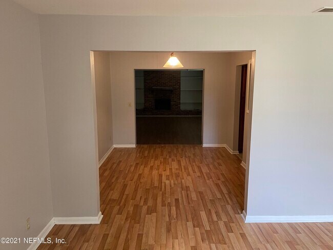 Building Photo - 3147 De Carlo Ln