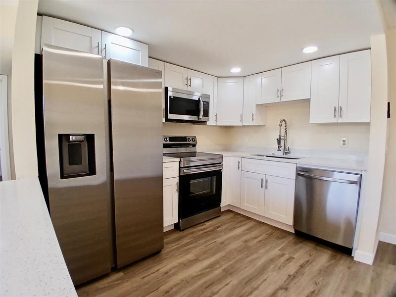 Primary Photo - 4131 Oak Terrace Dr