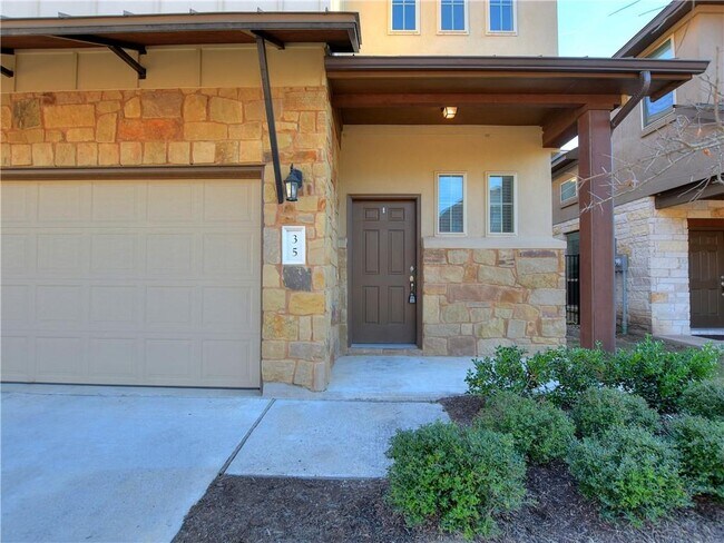 Foto del edificio - 3240 E Whitestone Blvd
