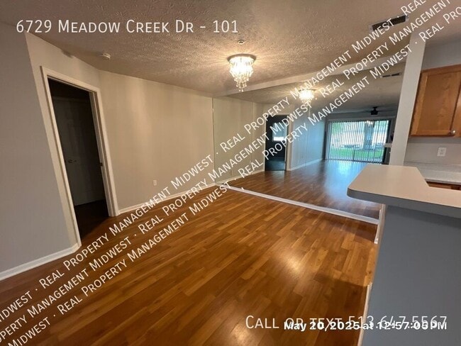 Building Photo - 6729 Meadow Creek Dr