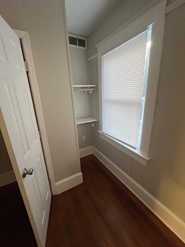 Foto del edificio - 502 N Loudoun St