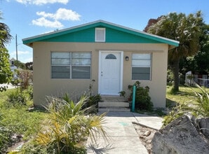 Building Photo - 1601 N 17th St