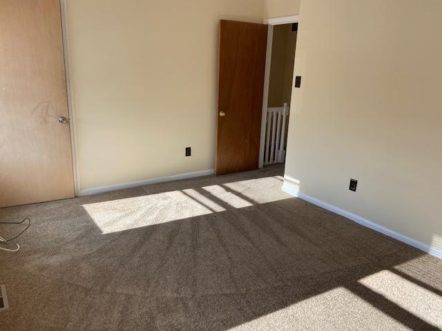 Building Photo - 415 Strathaven Ct