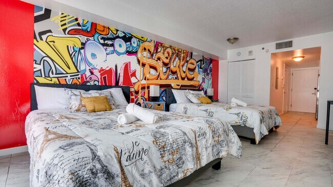 Foto del edificio - 1 SE 12th St