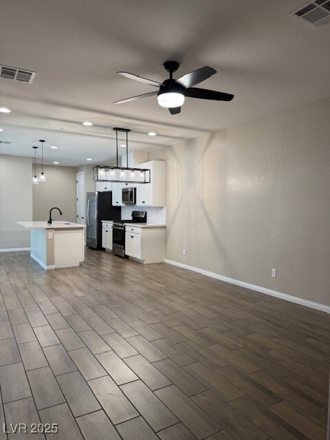 Primary Photo - 534 Celebratory Pl