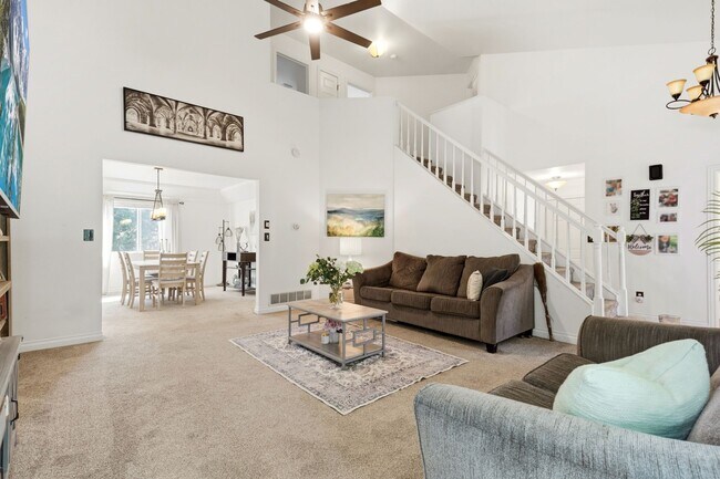 Foto del edificio - 6407 Compton Rd