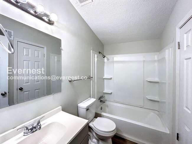 Building Photo - 1449 Ticonderoga Dr