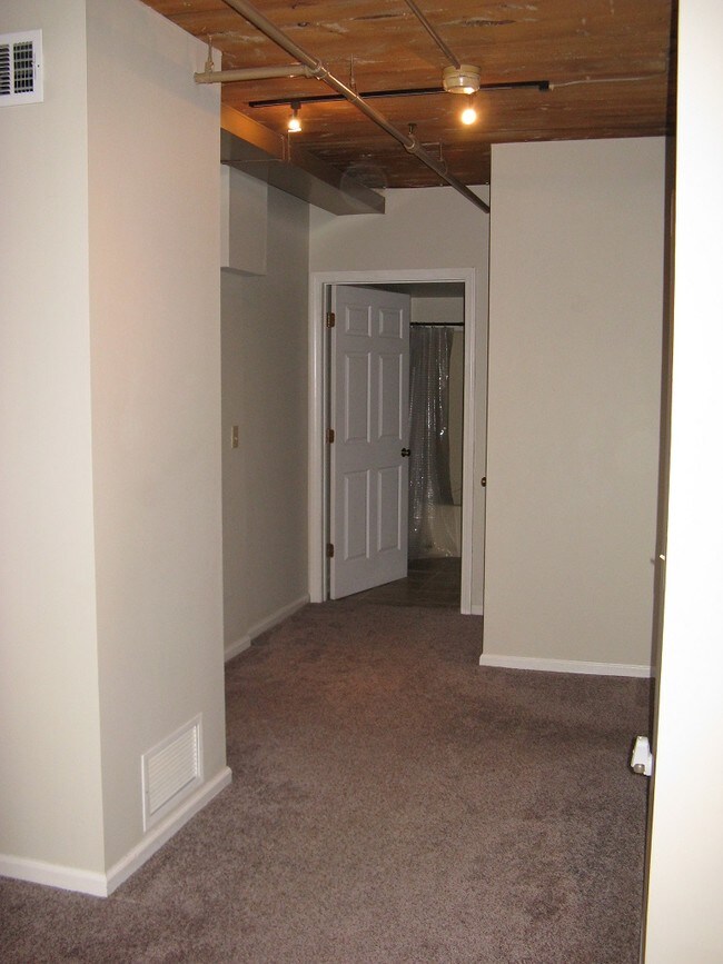 839 Main St, Torrington, CT 06790 Condo for Rent in Torrington, CT