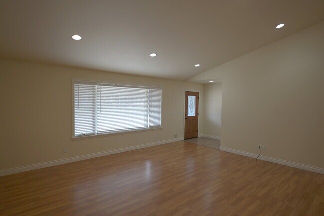 Foto del edificio - 3 bed 2 bath in Sequim