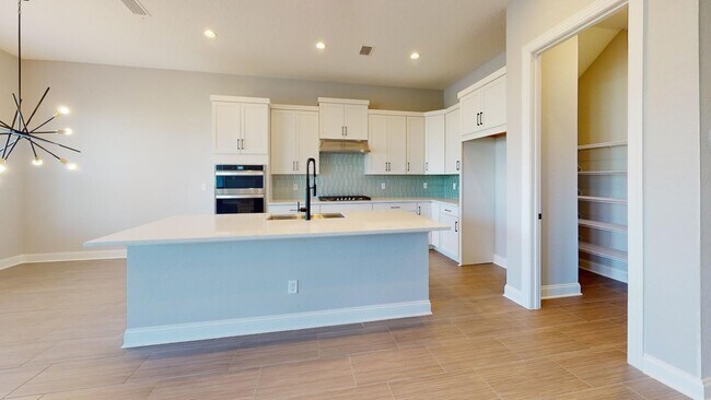 Foto del edificio - Luxury Toll Brothers Home with $150K+ in Designer Upgrades