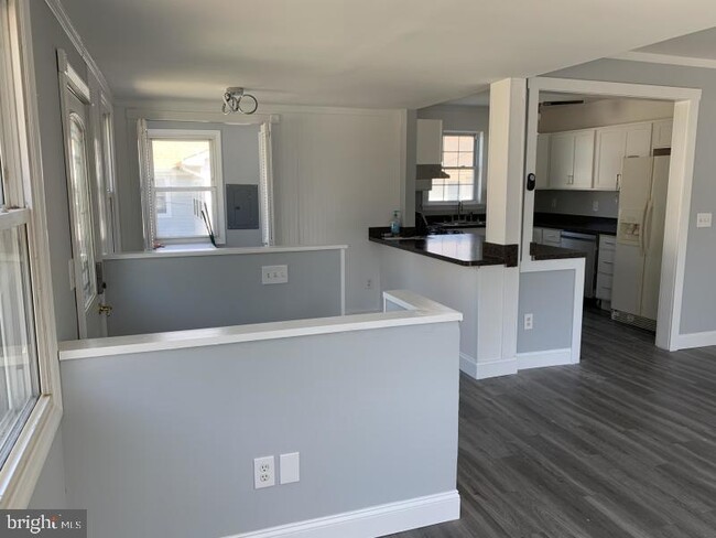 Foto del edificio - 514 E Point Pleasant Ave