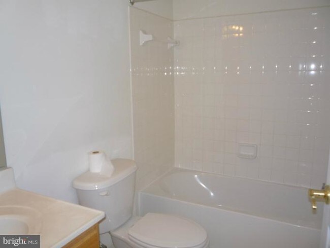 Foto del edificio - 21788 Ladyslipper Sq