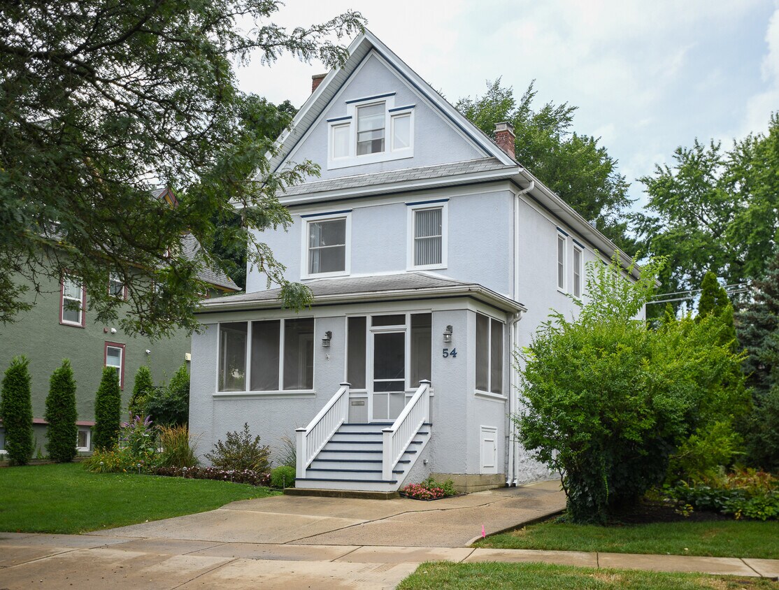 Front of House - 54 Bluff Ave