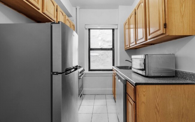 Foto del edificio - 245 E 11th St