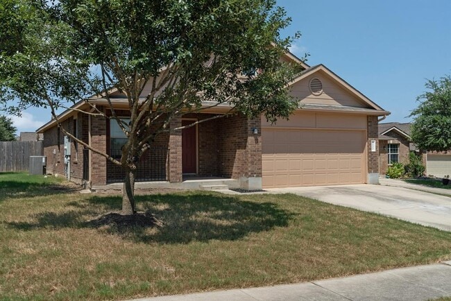 Building Photo - 5800 Maciver Dr