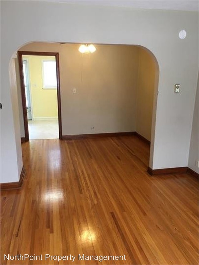 Foto del edificio - 808 11th St N