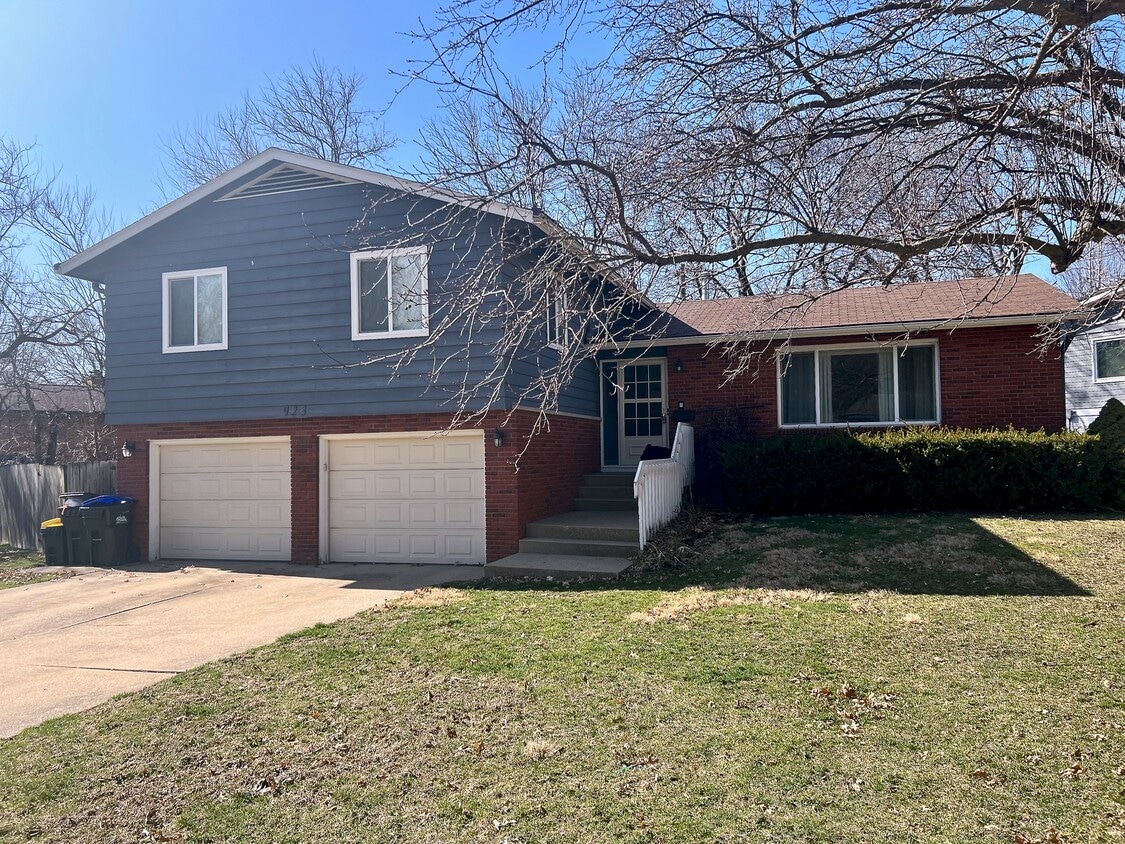 Photo - 923 Talwrn Ct