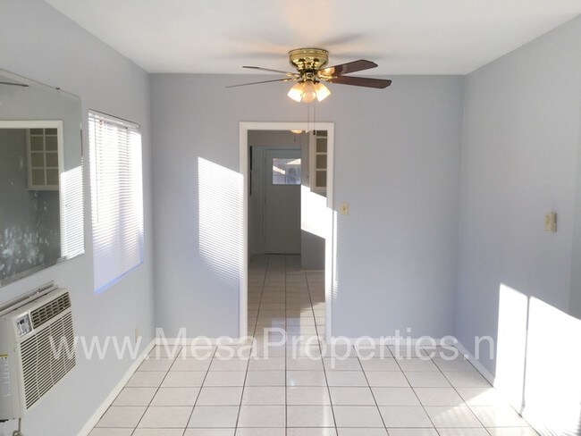 Foto del edificio - 1307 E Mobeck St
