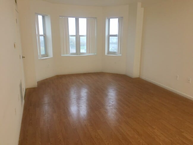 Foto del edificio - 1 Cityview Ln