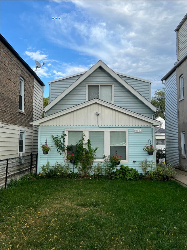 Building Photo - 2841 S Kolin Ave
