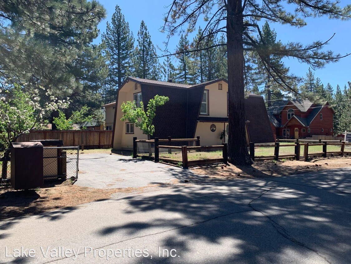 Primary Photo - 3 br, 2 bath House - 3046 Bellevue