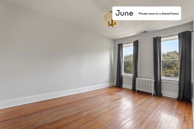 Building Photo - Room in Shared 4 bed/2 bath home