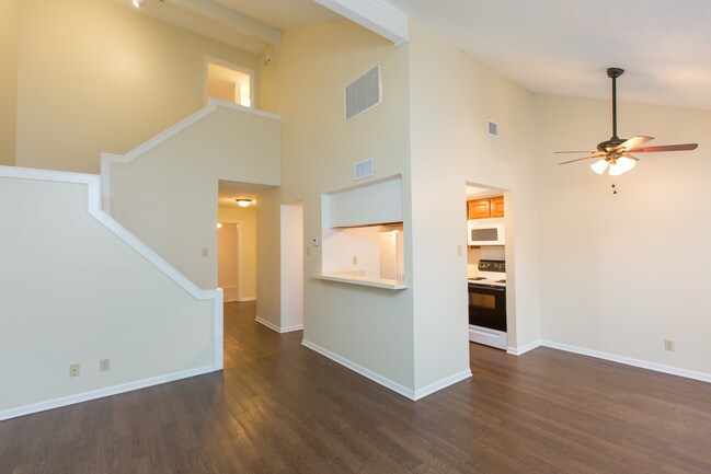 Foto del edificio - Tucker Property Management Townhomes
