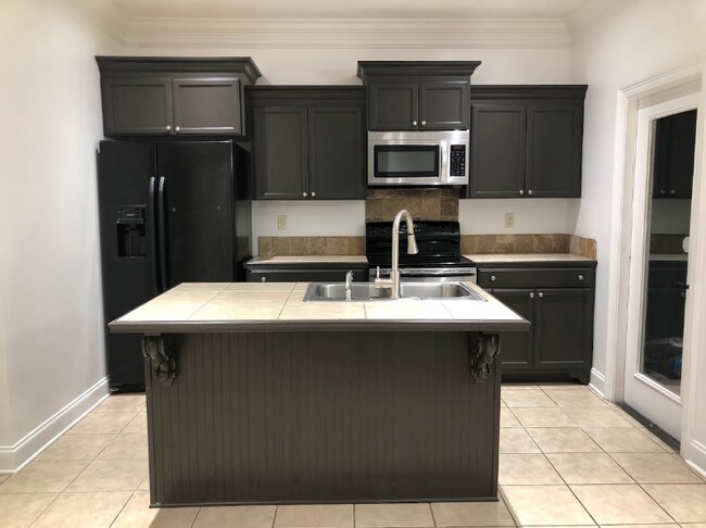Foto del edificio - 124 Legend Creek Dr