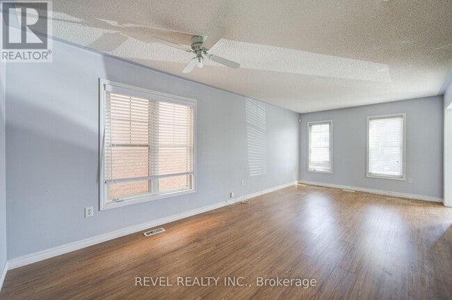 Building Photo - 112 Rouge River Dr