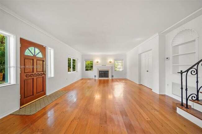 Foto del edificio - 5842 Alton Rd