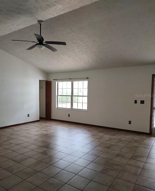 Building Photo - 10609 SW 74th Terrace
