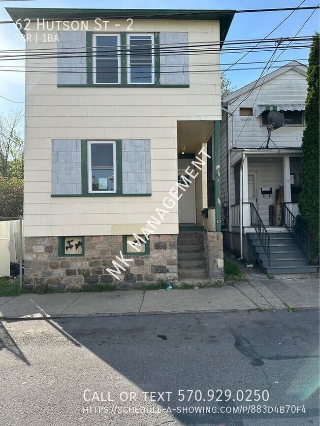 Building Photo - 2 bed / 1 bath
