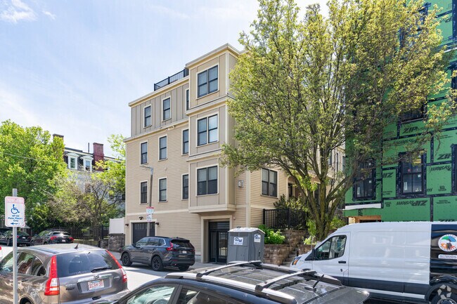 257 W 3rd Street se encuentra en el sur de Boston. - 257 W 3rd St