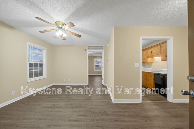 Building Photo - 119 Mace Ln